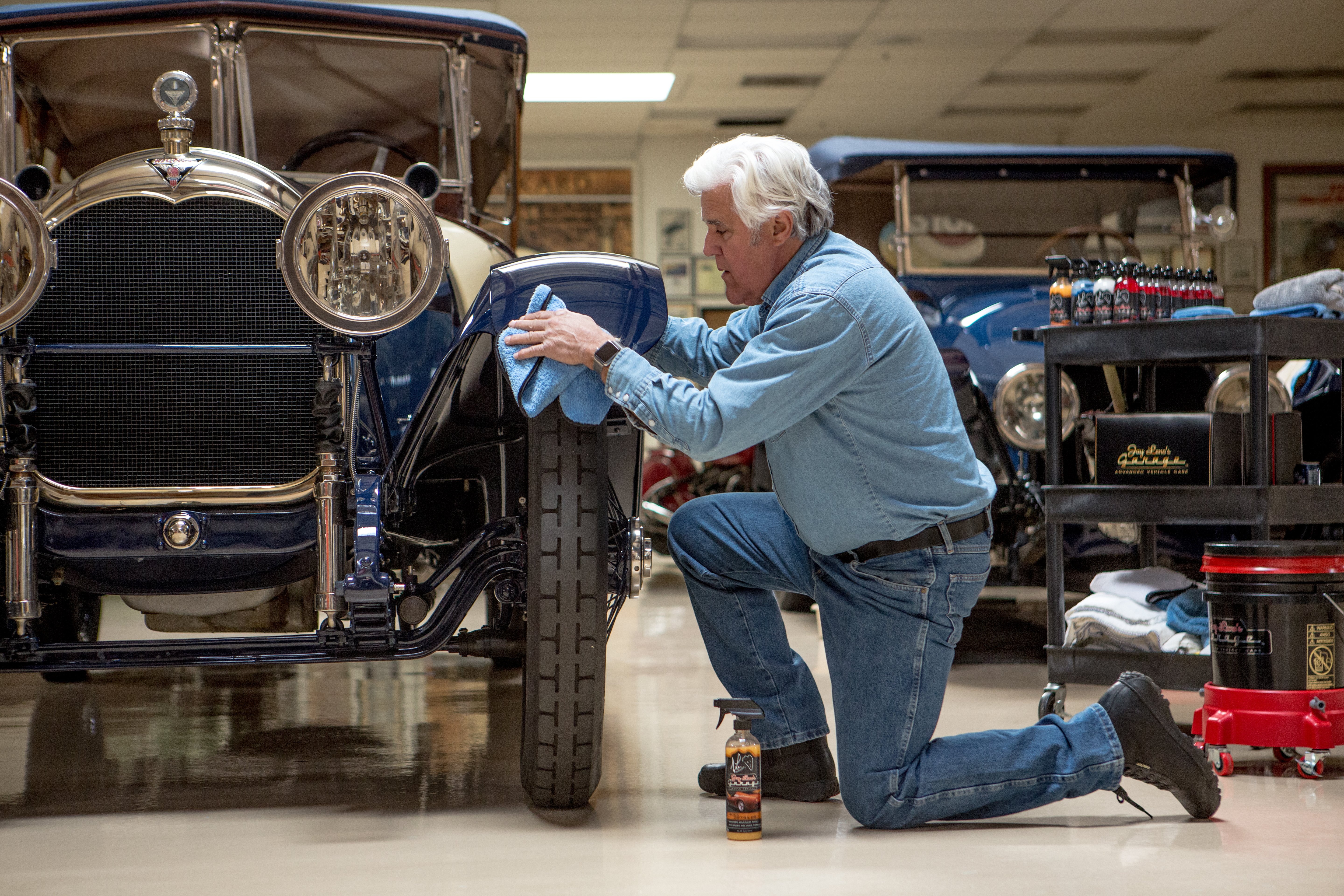 Jay Leno S Garage A Connoisseur S Collection Of Collectibles Mobile Tech Digest